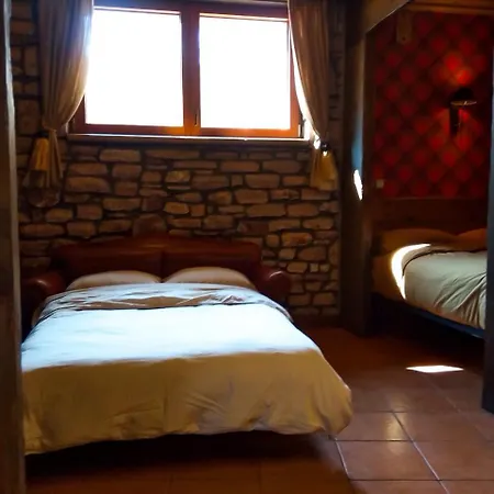 Mythica Chalet Karpenísion